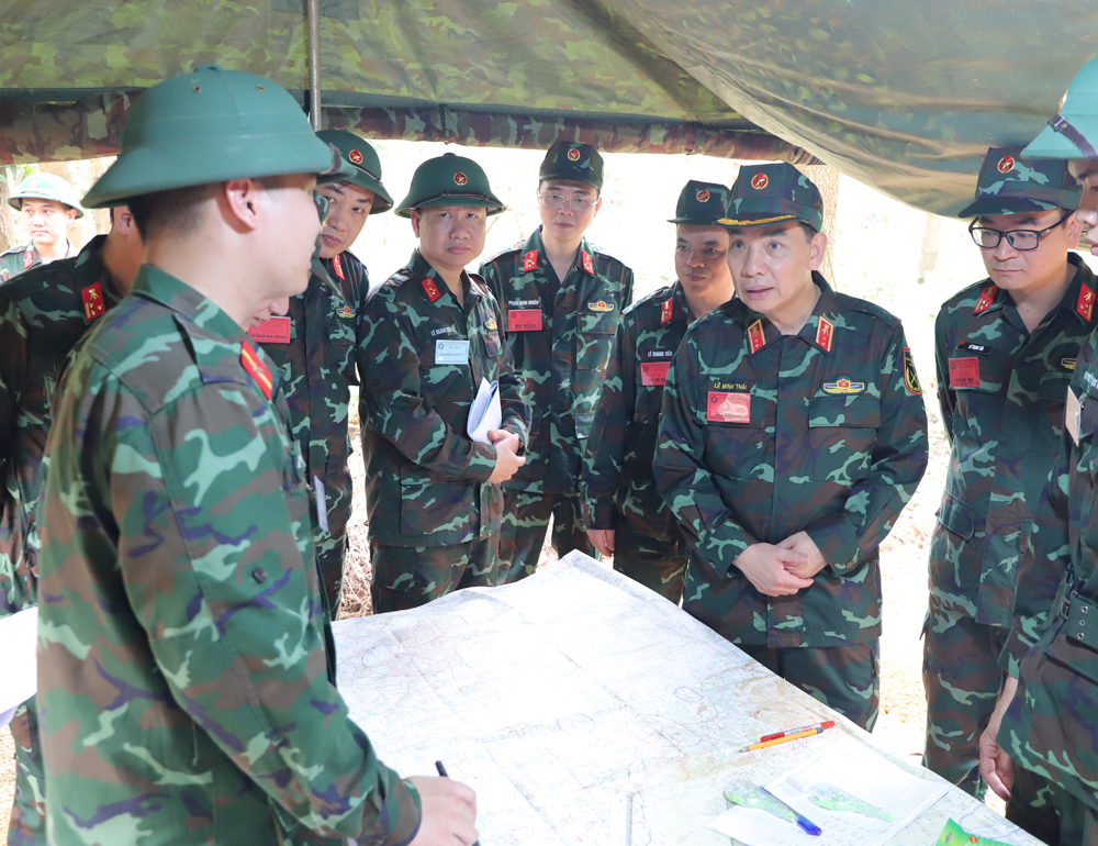 Học viện Kỹ thuật Quân sự: Tổ chức thành công diễn tập chiến thuật vòng tổng hợp cho học viên